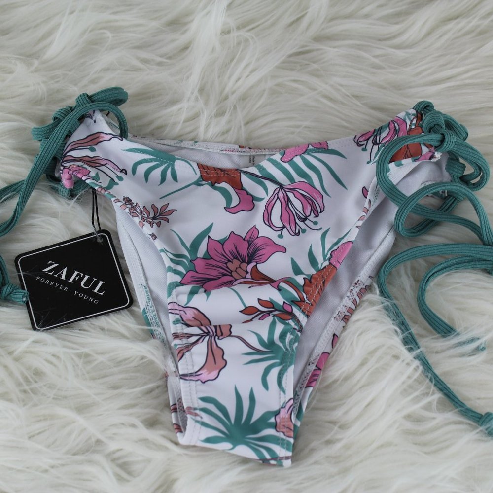 NWT Zaful Swim Bottom Medium 6